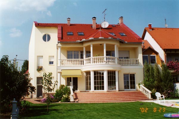Szolnok, családi ház