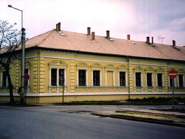 Szolnok, M�rt�rok �t 11.