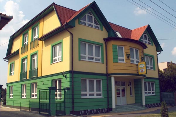 Mezőtúr, irodaház